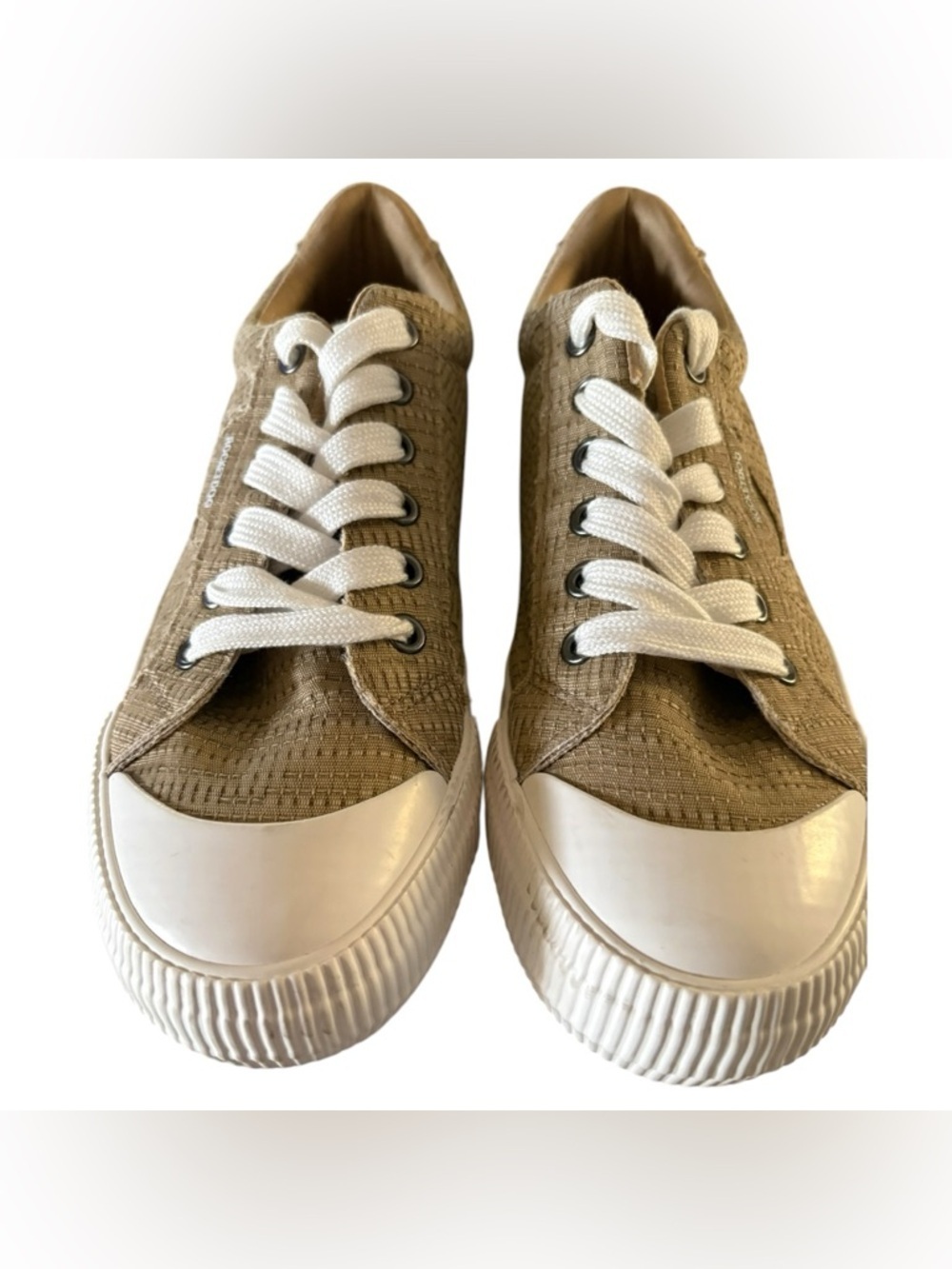 Women’s Rocket Dog Cheery Textured Sneakers